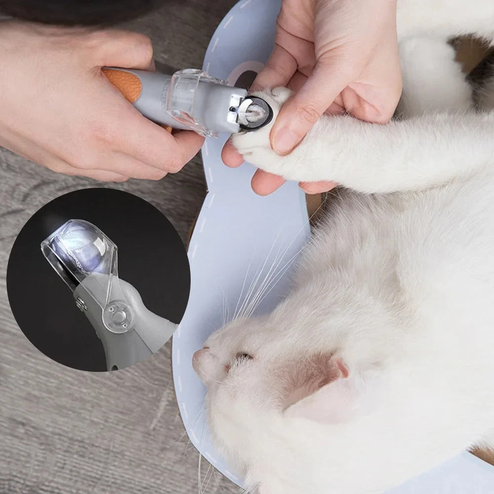 Professional Pet Nail Clipper Dog Nail Trimmer and Toenail Clippers Pet Nail Scissor with LED Light for Cats and Dogs